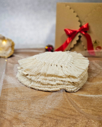 Caixa de Natal – Conjunto de 6 Bases Coração em Macramé