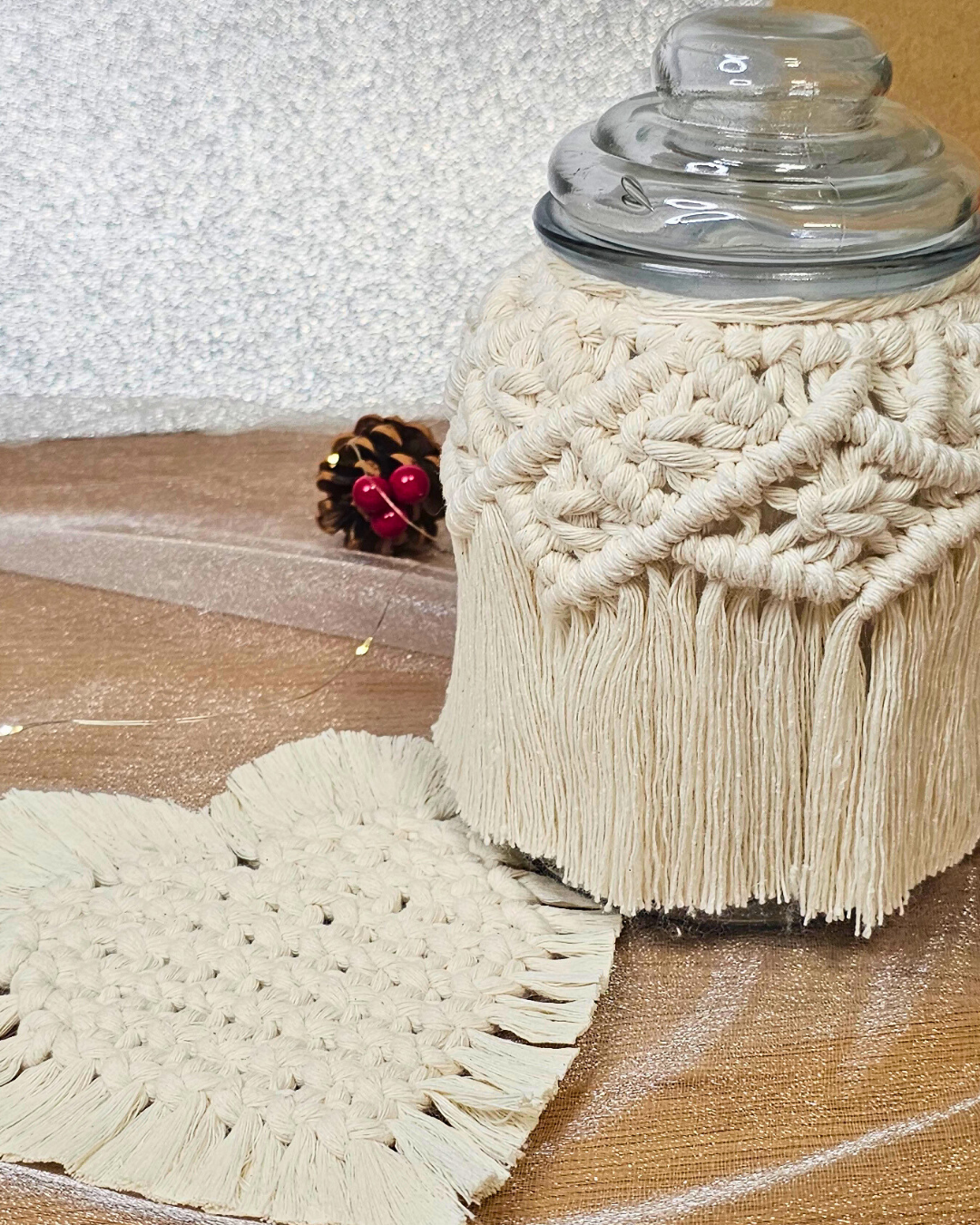 Caixa de Natal – Pote Decorativo e Base em Macramé