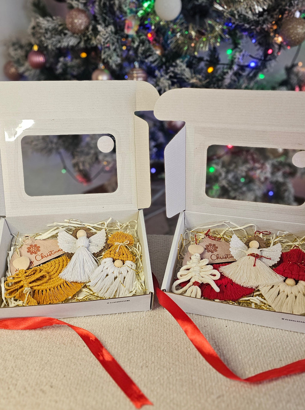 Caixa conjunto - 4 Pendentes de Natal em Macramé