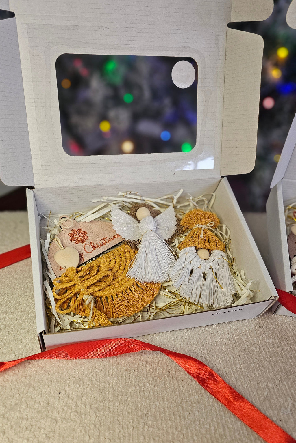 Caixa conjunto - 4 Pendentes de Natal em Macramé